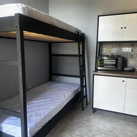 Lägenhet Letsios Steel2 *
