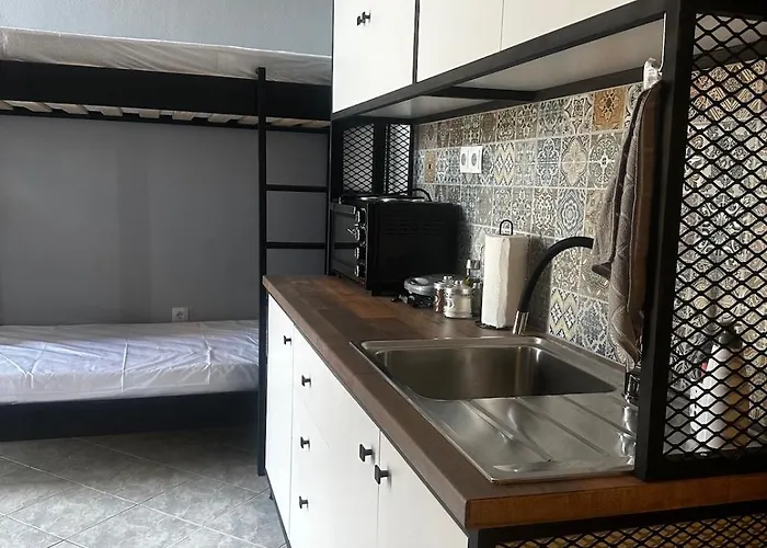 Letsios Steel2 Apartament